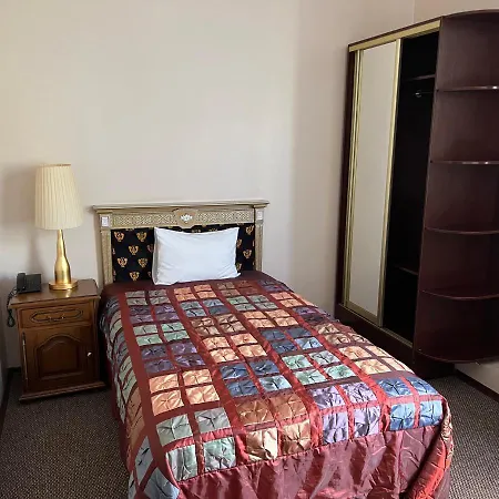 Hotell фараон 4*