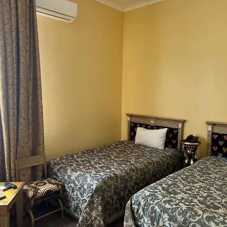 фараон Hotell