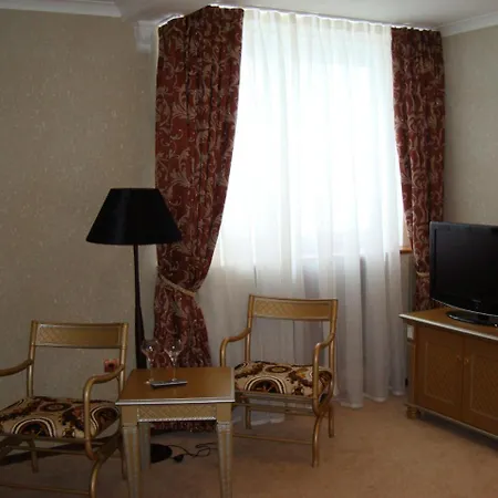 Hotel фараон 4*