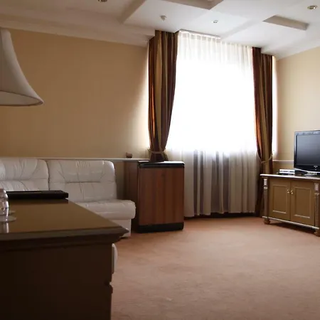 фараон Hotell 4*
