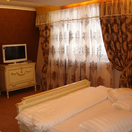 Szálloda фараон 4*