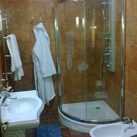 фараон 4*